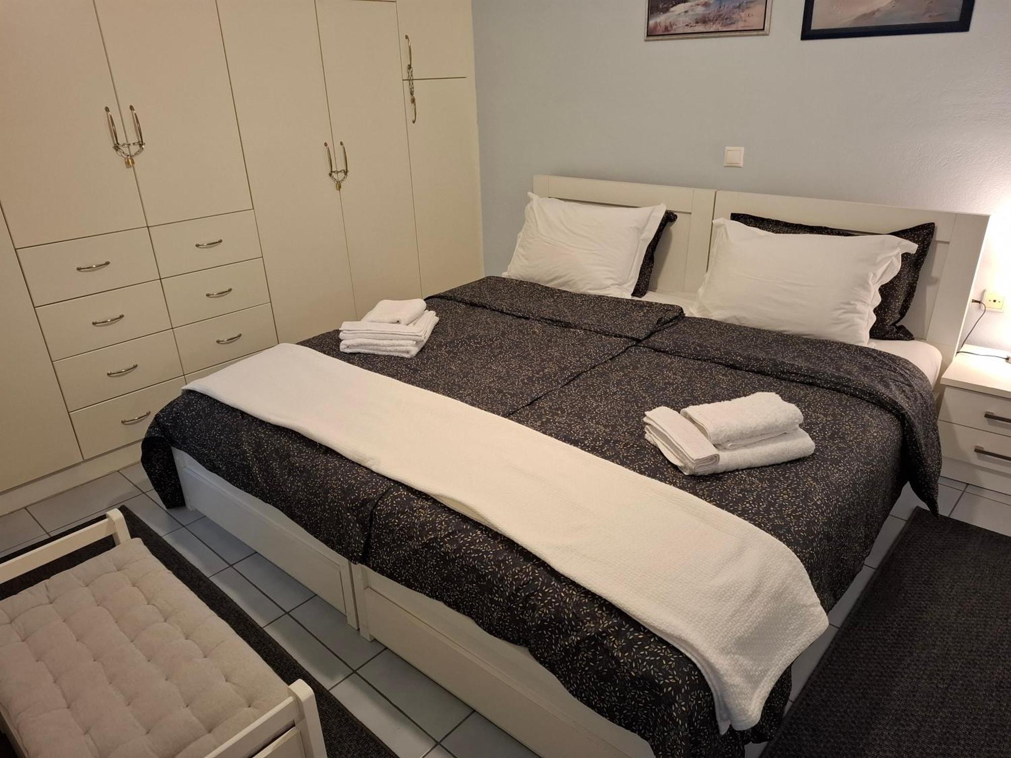 Απέριττον 2 Apartment Trikala  Ngoại thất bức ảnh